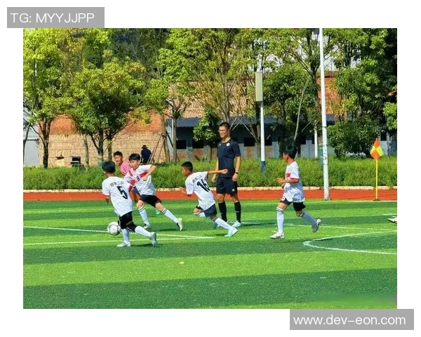 提升青少年足球技能的专业培训学校助力梦想成真 提升青少年足球技能的专业培训学校助力梦想成真